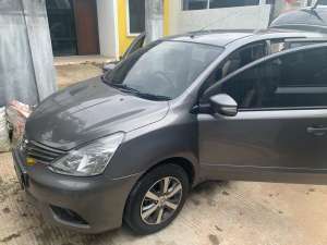 Jual bekas Nissan Grand livina 2016 Bensin,lokasi di Bogor Kab.