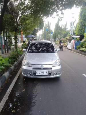 Suzuki Aerio faclife 2005 gres , tersedia melalui melalui situs Olx