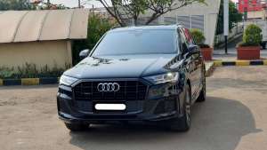 Jual bekas Audi Q7 3.0 TFSI Quattro 2022 hitam km 19 rban cash kredit proses bisa dibantu,lokasi di DKI Jakarta