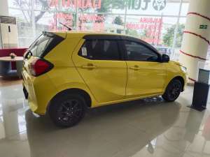 Daihatsu Ayla 2024 Bensin , tersedia melalui melalui situs Olx
