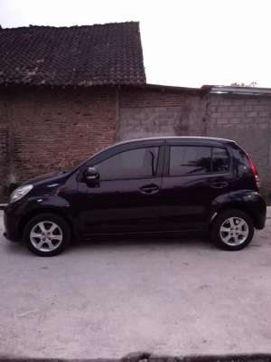 Daihatsu Sirion 2014 Bensin , tersedia melalui melalui situs Olx