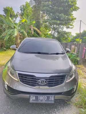 Jual bekas Di jual cepat mobil KIA sportage,lokasi di Banjarbaru Kota