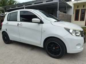 Di jual Suzuki Celerio , tersedia melalui melalui situs Olx
