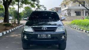 Jual bekas Fortuner 2.7 G Luxury AT 2006,lokasi di Tangerang Kab.