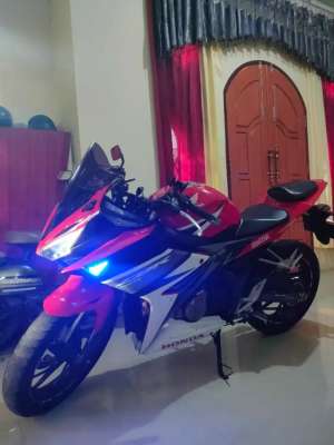 HONDA CBR 150cc Facelift , tersedia melalui melalui situs Olx