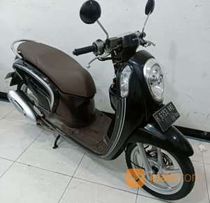 Honda scoopy sporty th 2016 terawat , tersedia melalui melalui situs Jualo