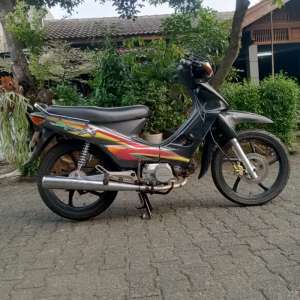 Jual bekas honda supra x lama 2001 abu-abu hitam,lokasi di Tangerang Selatan Kota