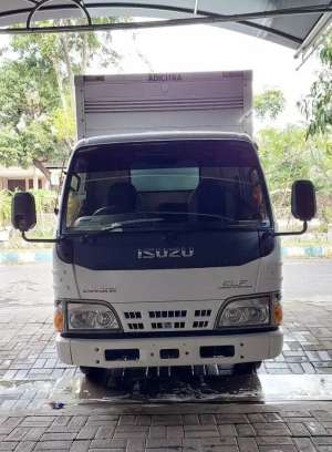 Jual bekas Isuzu Elf NHR 55 Box 2013 Istimewa,lokasi di Sidoarjo  Kab.