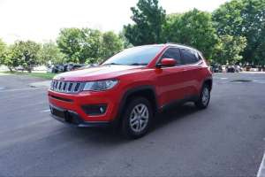 Jual bekas Jeep Compass 1.4 Longitude At 2018,lokasi di Jakarta Selatan