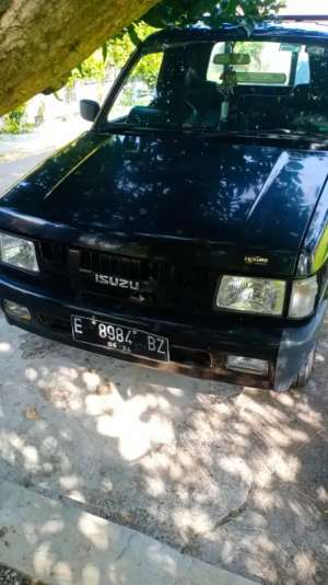 Jual bekas Jual cepat panther pick up th 2019 km 73.000 an full set,lokasi di Indramayu Kab.