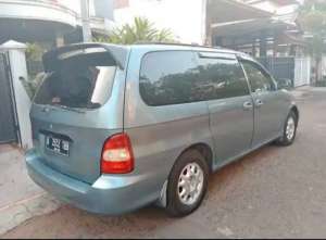 Jual bekas Jual Kia Karnival tahun 2000,lokasi di Bekasi Kab.
