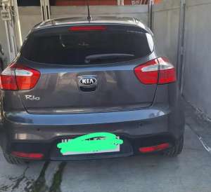 Jual bekas Kia rio matic 2013 terawat milik pribadi,lokasi di Tegal Kab.