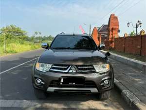 Mitsubishi Pajero Sport 2015 Diesel , tersedia melalui melalui situs Olx