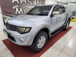 Jual bekas Mitsubishi Triton DC GLS 4x4 2014,lokasi di Pekanbaru Kota