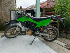 Jual bekas motor trail basic jupiter mx,lokasi di Tangerang Kota