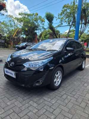 OLXmobbi Toyota Yaris 1.5 E Bensin-AT 2018 Hitam , tersedia melalui melalui situs Olx