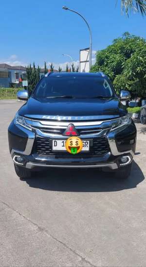 Pajero Sport Dakar AT 2018 Black Piano PlatD Kodya Mulus siap Pakai , tersedia melalui melalui situs Olx