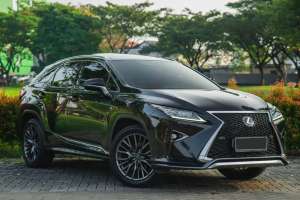 Jual bekas SEGERLexus Harrier RX 200 F Sport 2016,lokasi di Tangerang Selatan Kota