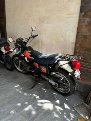 Suzuki TS 125 Tahun 2001 Original , tersedia melalui melalui situs Olx