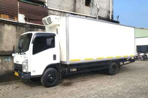 Jual bekas Thermoking 6mtr Isuzu Elf NMR LONG Box freezer 2022,lokasi di DKI Jakarta
