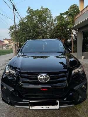 Toyota fortuner VRZ TRD 2018 , tersedia melalui melalui situs Olx