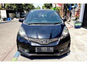 Jual bekas 2013 Honda Jazz 1.5 RS Hatchback MATIC,lokasi di Jawa Timur