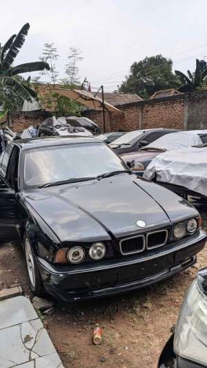 Jual bekas BMW E34 530i Matic 1995,lokasi di Jawa Barat