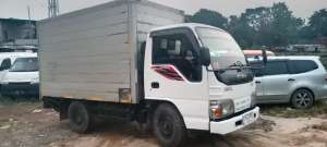 Jual bekas Isuzu elf nhr55 box engkel 2012 bak 2013,lokasi di 
