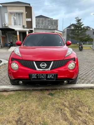 Jual bekas Nissan Juke 2011 Mulus Murah Pajak On,lokasi di 