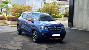 Jual bekas Renault Kwid Climber 2019 biru matic dp 5 jt saja cash kredit proses bisa dibantu,lokasi di DKI Jakarta