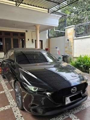 Jual bekas 2019 Mazda 3 Hatchback LOW KM,lokasi di 