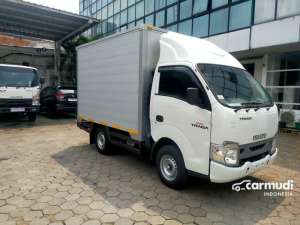 Jual bekas 2023 Isuzu Traga 2.5 Box Semi Aluminium Pick-up PROMO DISKON GEDE GEDEAN,lokasi di DKI Jakarta