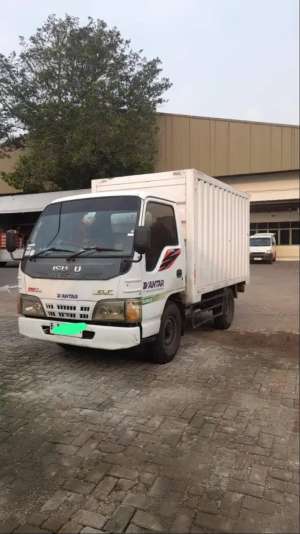 Jual bekas DIJUAL CEPAT ISUZU ELF NHR 55 E2 BOX,lokasi di 