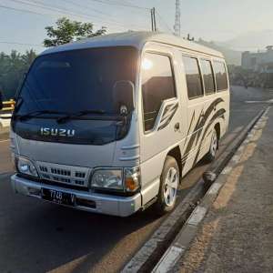 Jual bekas DIJUAL CEPAT ISUZU ELF NHR 55,lokasi di 