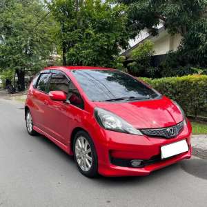 Jual bekas Honda Jazz 1.5 RS Matic 2013 Super,lokasi di 