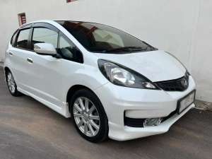 Jual bekas Honda Jazz RS matic 2013,lokasi di 