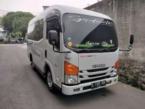 Jual bekas isuzu elf microbus thn 2021,lokasi di 