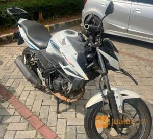 Motor Honda CBR 150 , tersedia melalui melalui situs Jualo