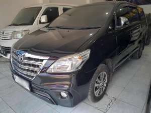 Jual bekas Toyota Innova G Diesel 2015 Hitam Manual,lokasi di 