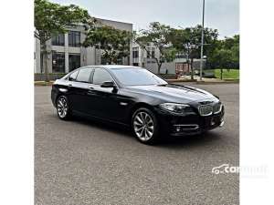 2015 BMW 520i 2.0 Modern Sedan BERGARANSI SANGAT TERAWAT , tersedia melalui melalui situs Carmudi