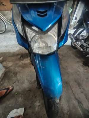 Beat 2014 jual kondisi seadanya lokasi di Tenggilis Mejoyo, tersedia melalui melalui situs Olx