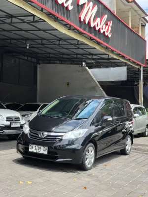 Jual bekas FREED PSD Automatic Type Tertinggi Asli Bali,lokasi di 