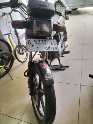 Jual bekas Gl pro neotech 1999 orisinil,lokasi di Bambu Apus