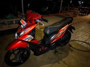 Honda Beat Fi Injection Pajak Hidup Panjang lokasi di Cilodong, tersedia melalui melalui situs Olx