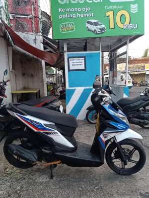 HONDA BEAT NEW CBS 2017 lokasi di Cipedes, tersedia melalui melalui situs Olx
