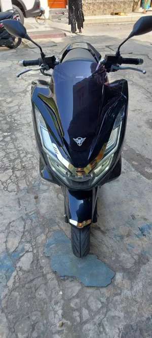 Honda PCX 160 ABS ISS lokasi di Ciledug, tersedia melalui melalui situs Olx