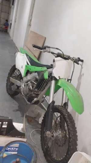 Kx 250f motocross lokasi di Siantar Selatan, tersedia melalui melalui situs Olx