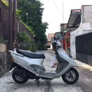 Kymco trend 125 original paint istimewa lokasi di Pasar Minggu, tersedia melalui melalui situs Olx