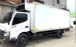 HINO DUTRO 130 LONG 2014 BOX FREZER lokasi di Bakongan, tersedia melalui melalui situs Lacakharga