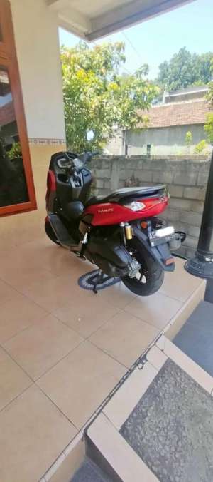Yamaha Nmax 155 2020 lokasi di Wates, tersedia melalui melalui situs Lacakharga